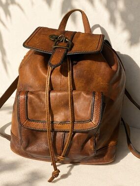 FOSSIL Vintage Reissue women's brown leather distressed backpack bag drawstring